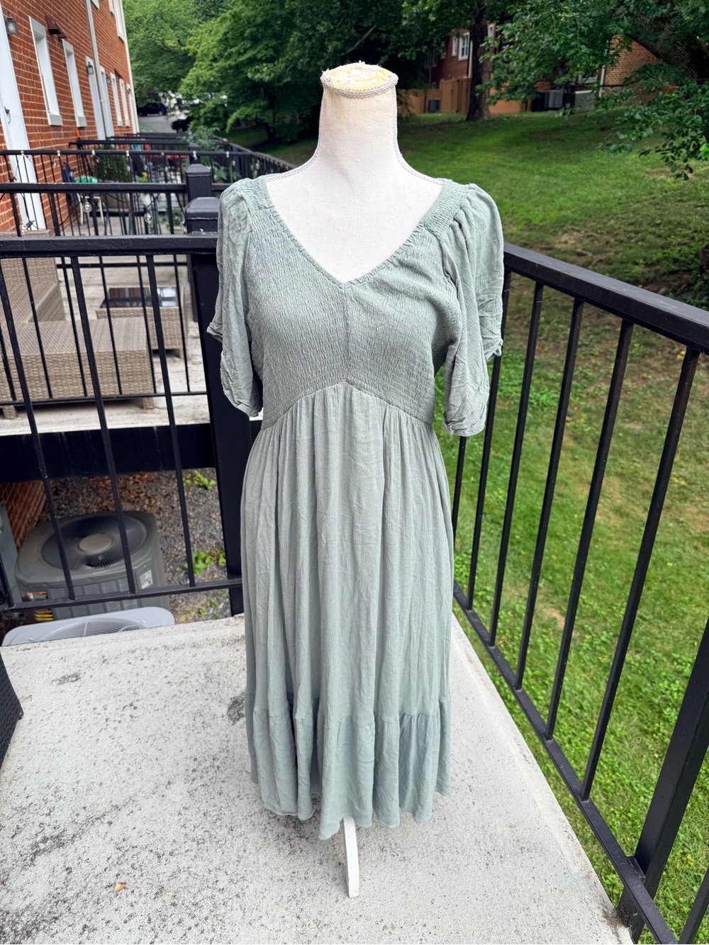 Baltic Born Dress in Sage Size XL - Picture 6 of 9
